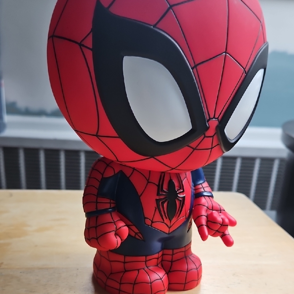 Spider-Man Figural Bank - Picture 5 of 12